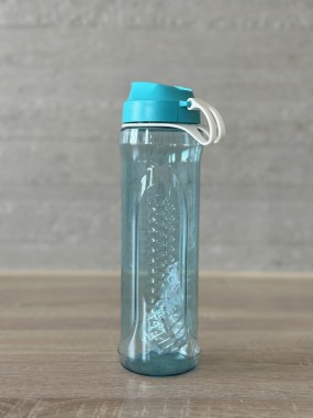 BIDON Z WYPUSTKAMI  610 ML
